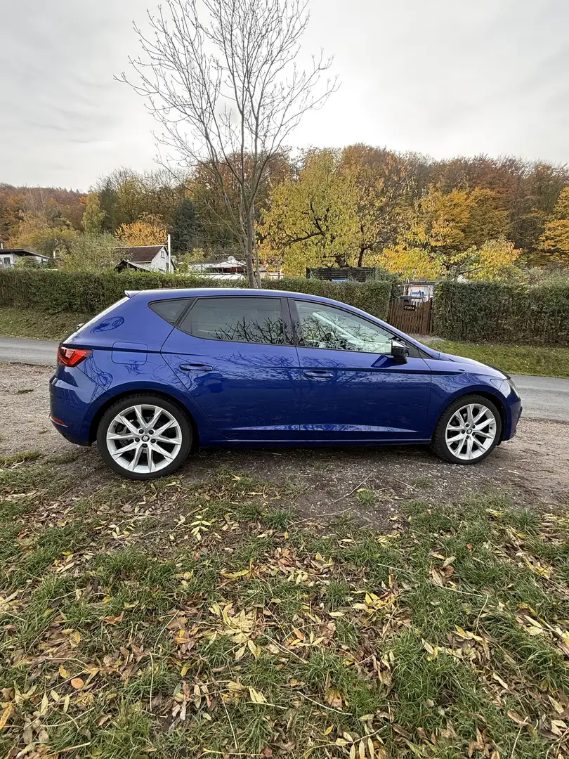 SEAT Leon 1.5 TSI 96kW FR Navi LED Panoramadach Sport Blau - 2
