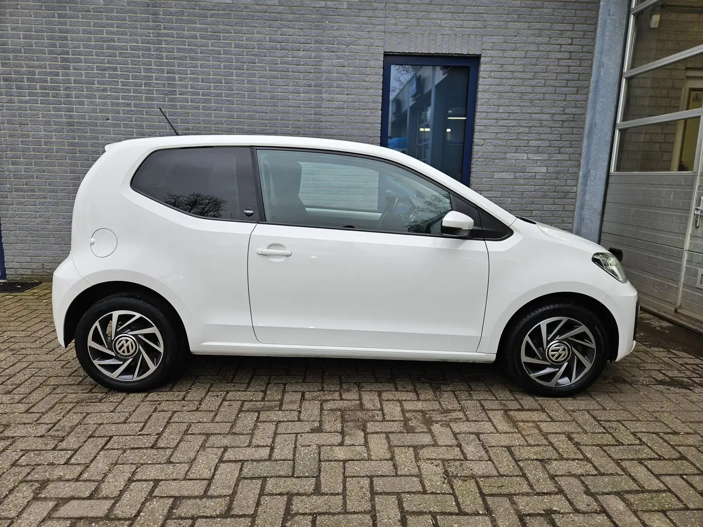 Volkswagen up! 1.0 move up! SOUND Inclusief Afleveringskosten Wit - 2
