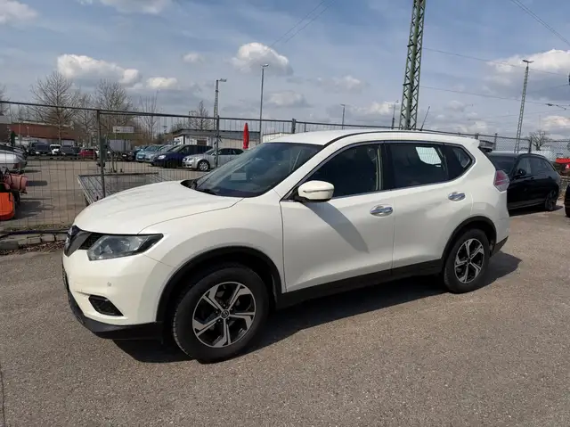 Nissan X-Trail Visia