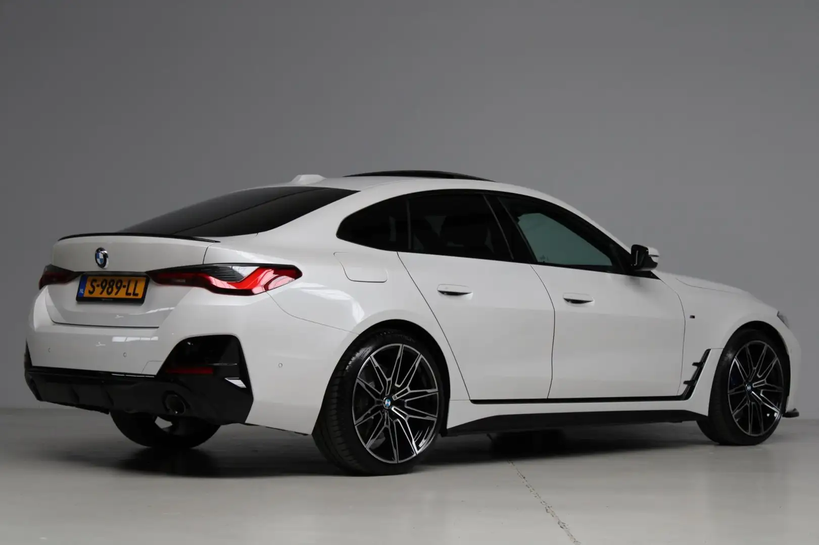 BMW 430 4-serie Gran Coupé 430i High Executive M-sport | s Blanc - 2