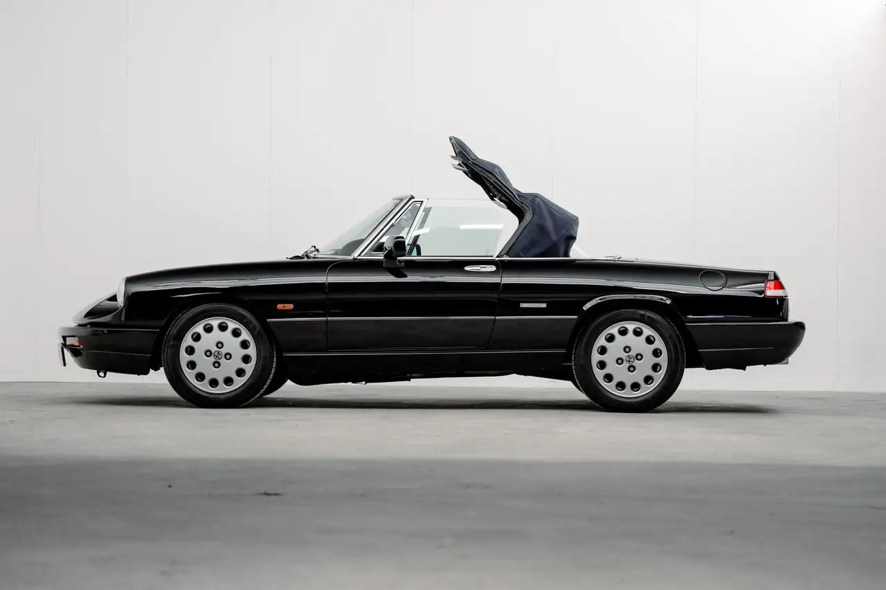 Alfa Romeo Spider 2.0, foto 3