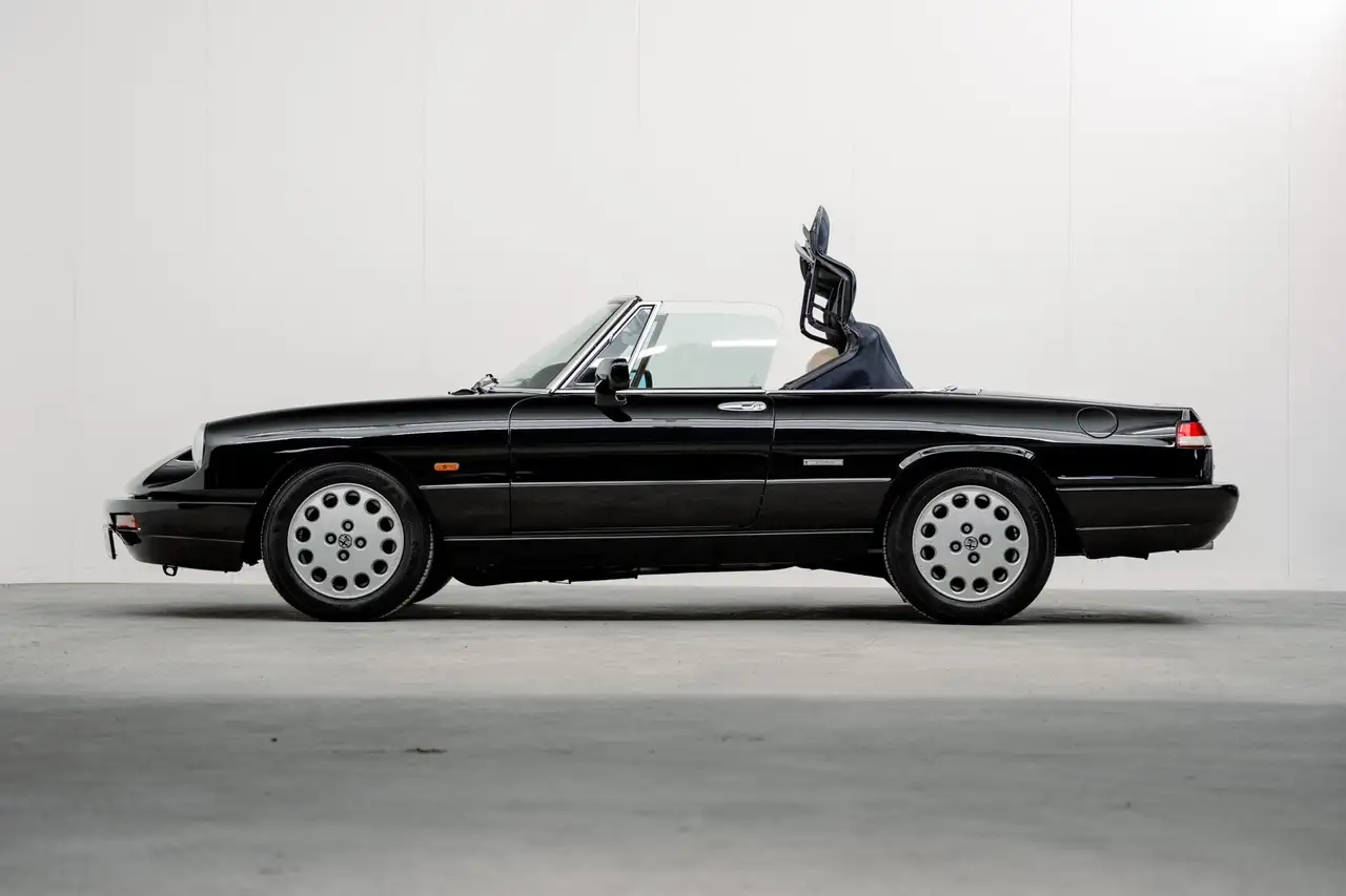 Alfa Romeo Spider 2.0, foto 4