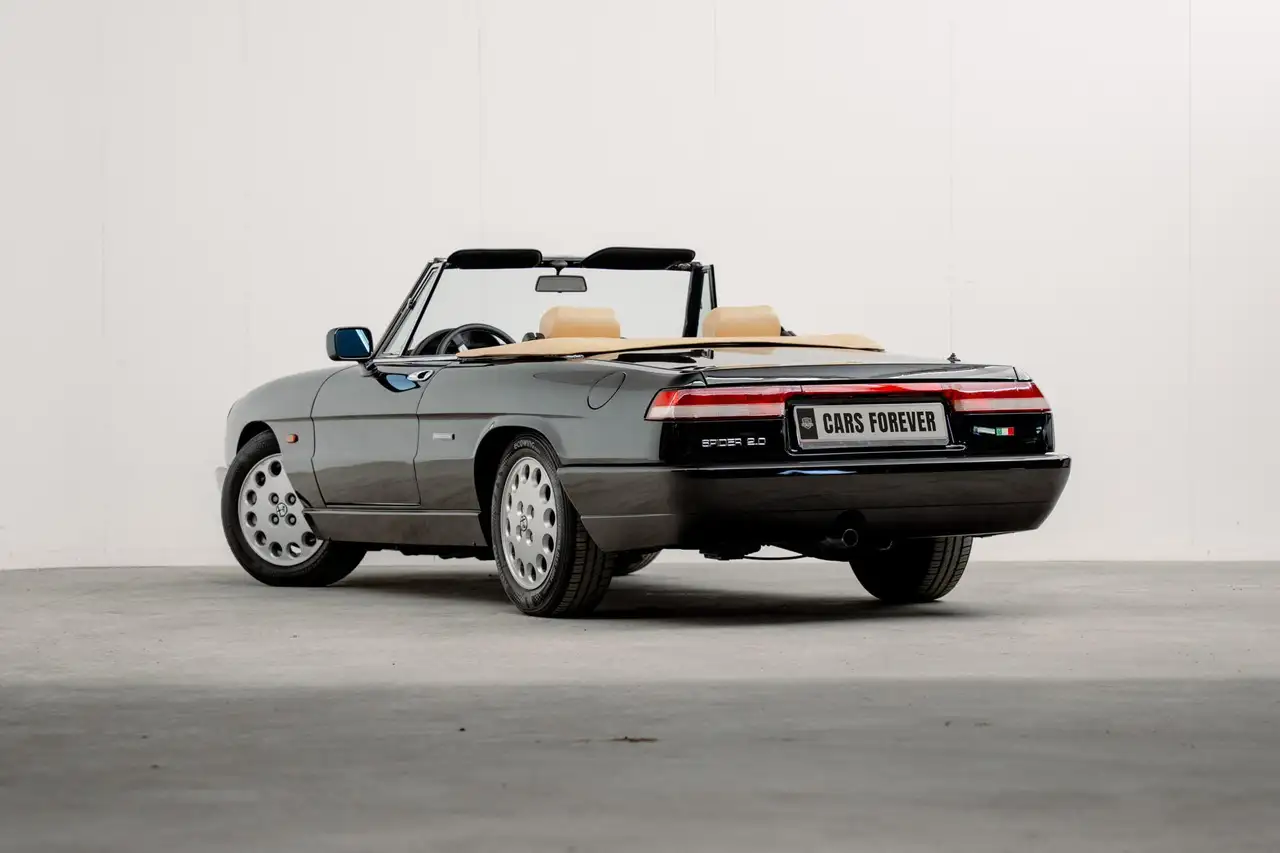Alfa Romeo Spider 2.0, foto 7