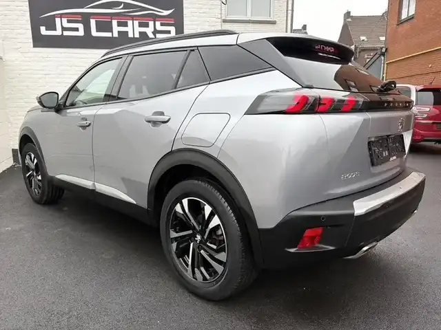 Peugeot 2008 view 8