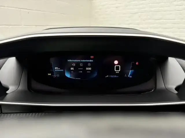 Peugeot 2008 view 10