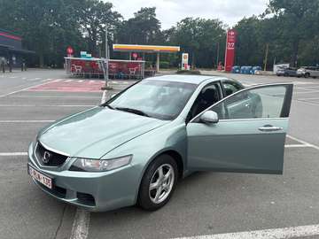 Honda Accord 2.0i ( CL7).