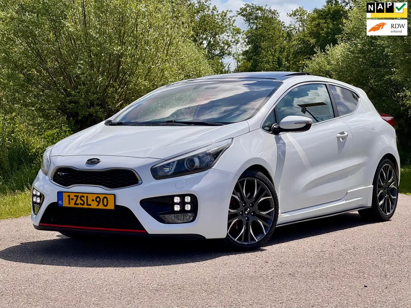 Kia ProCeed / pro_cee'd 1.6 GT First Edition Clima Navi Stoelverwarming Pa Weiß - 1