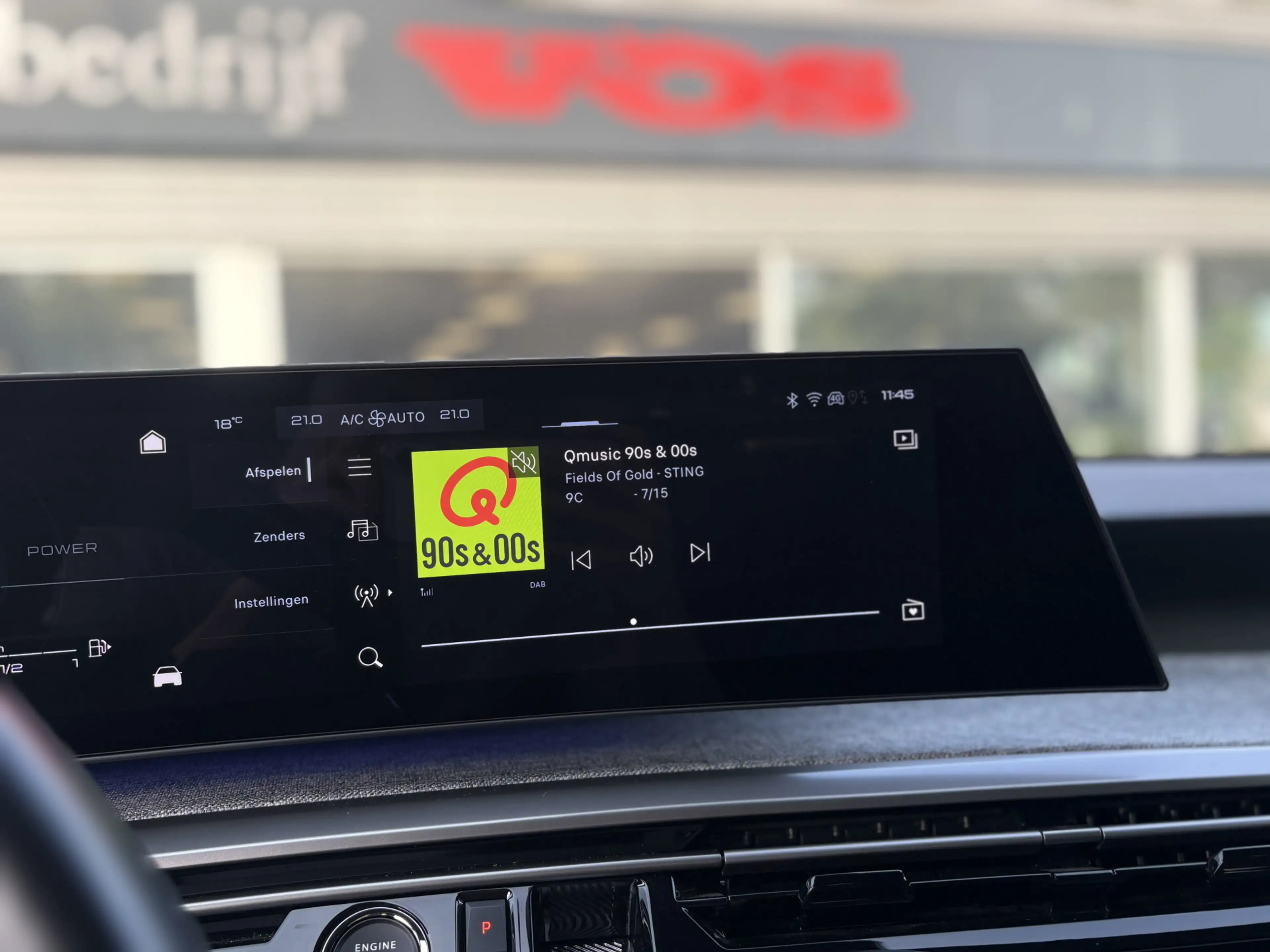 Peugeot 3008 1.2 Hybrid 136 Allure | 360 Camera | Carplay | ACC — photo 21