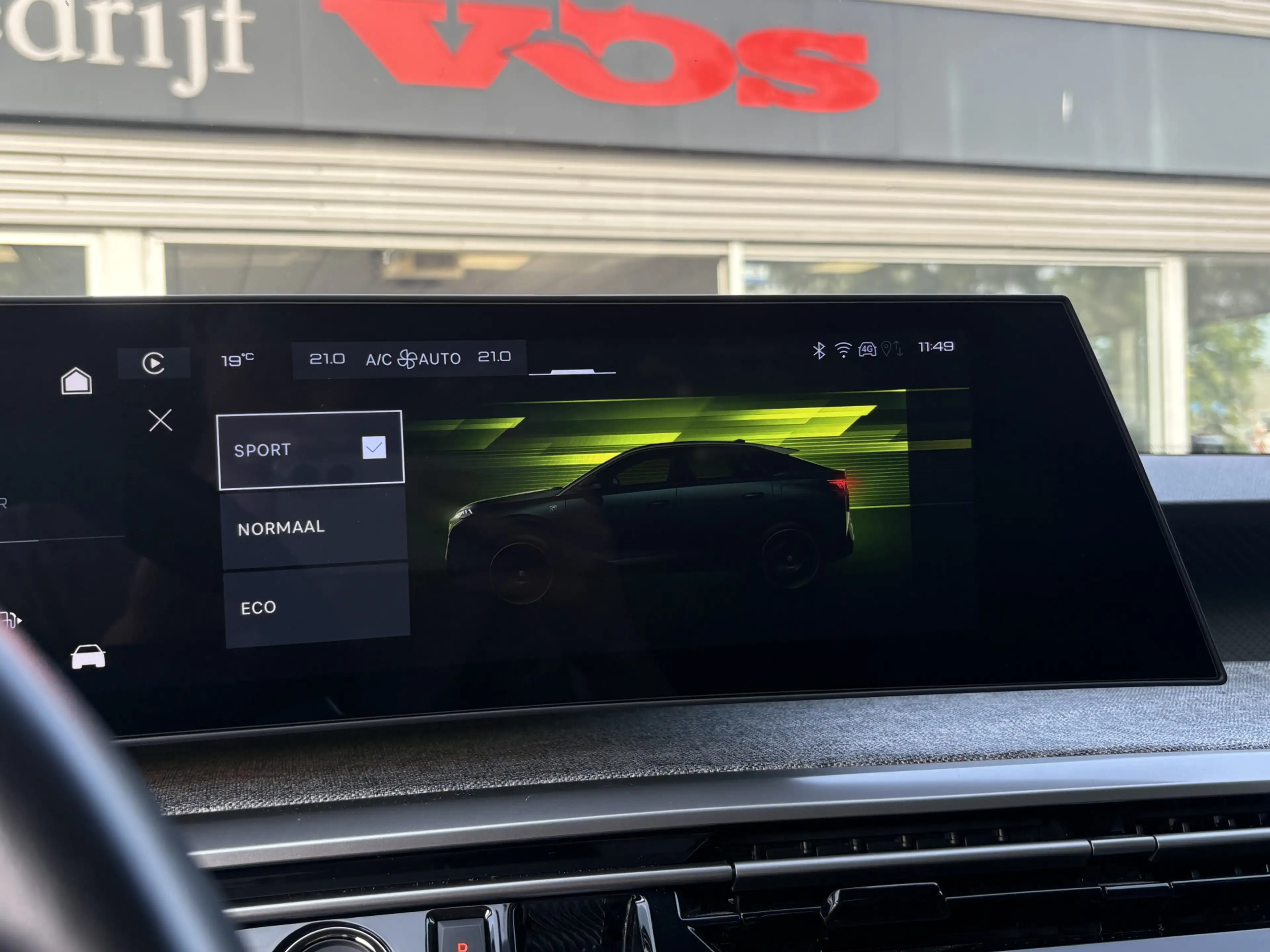 Peugeot 3008 1.2 Hybrid 136 Allure | 360 Camera | Carplay | ACC — photo 23