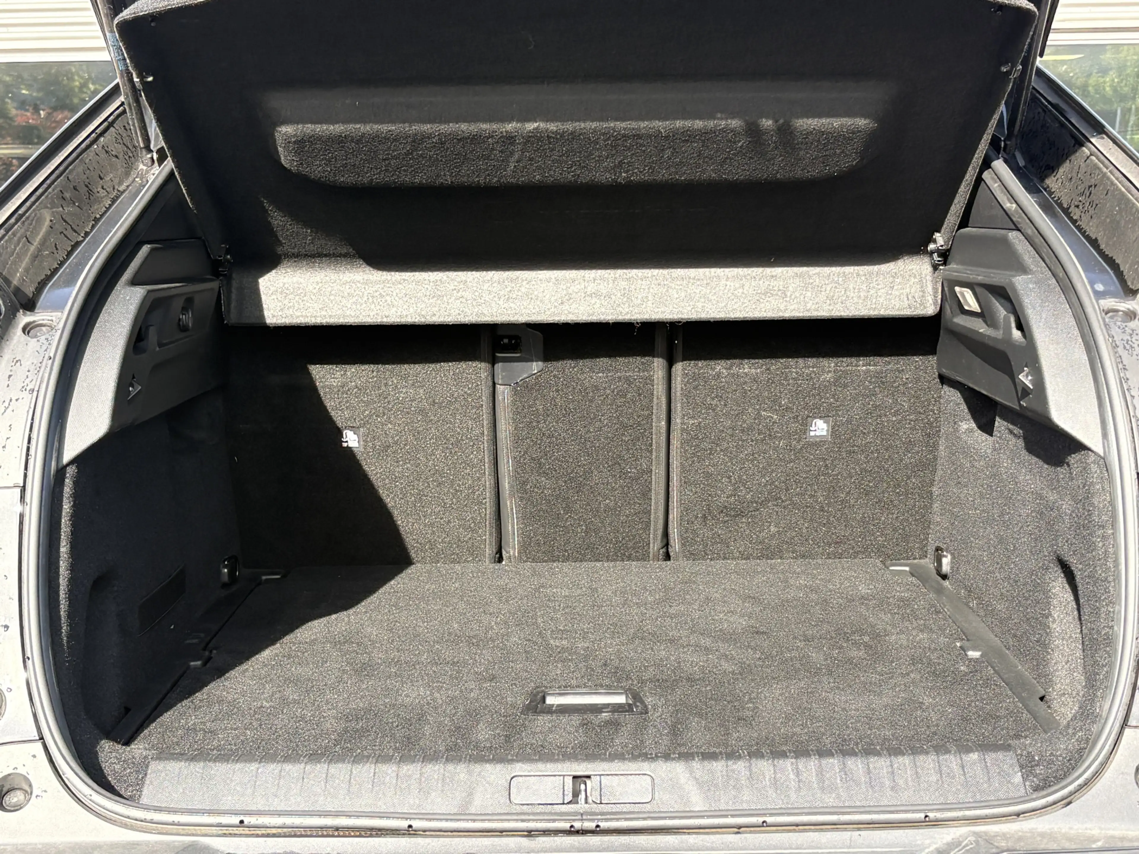 Peugeot 3008 1.2 Hybrid 136 Allure | 360 Camera | Carplay | ACC — photo 28