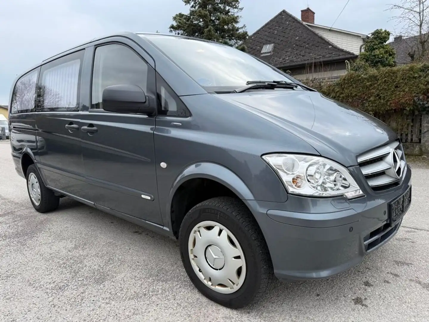 Mercedes-Benz Vito 116 CDI lang BESTATTUNGSAUTO LEICHENWAGEN Grau - 1