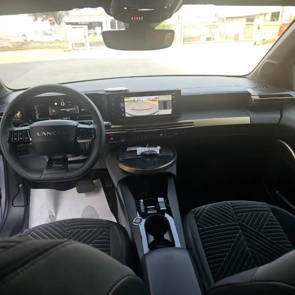 Lancia Ypsilon 2025 — фото 14