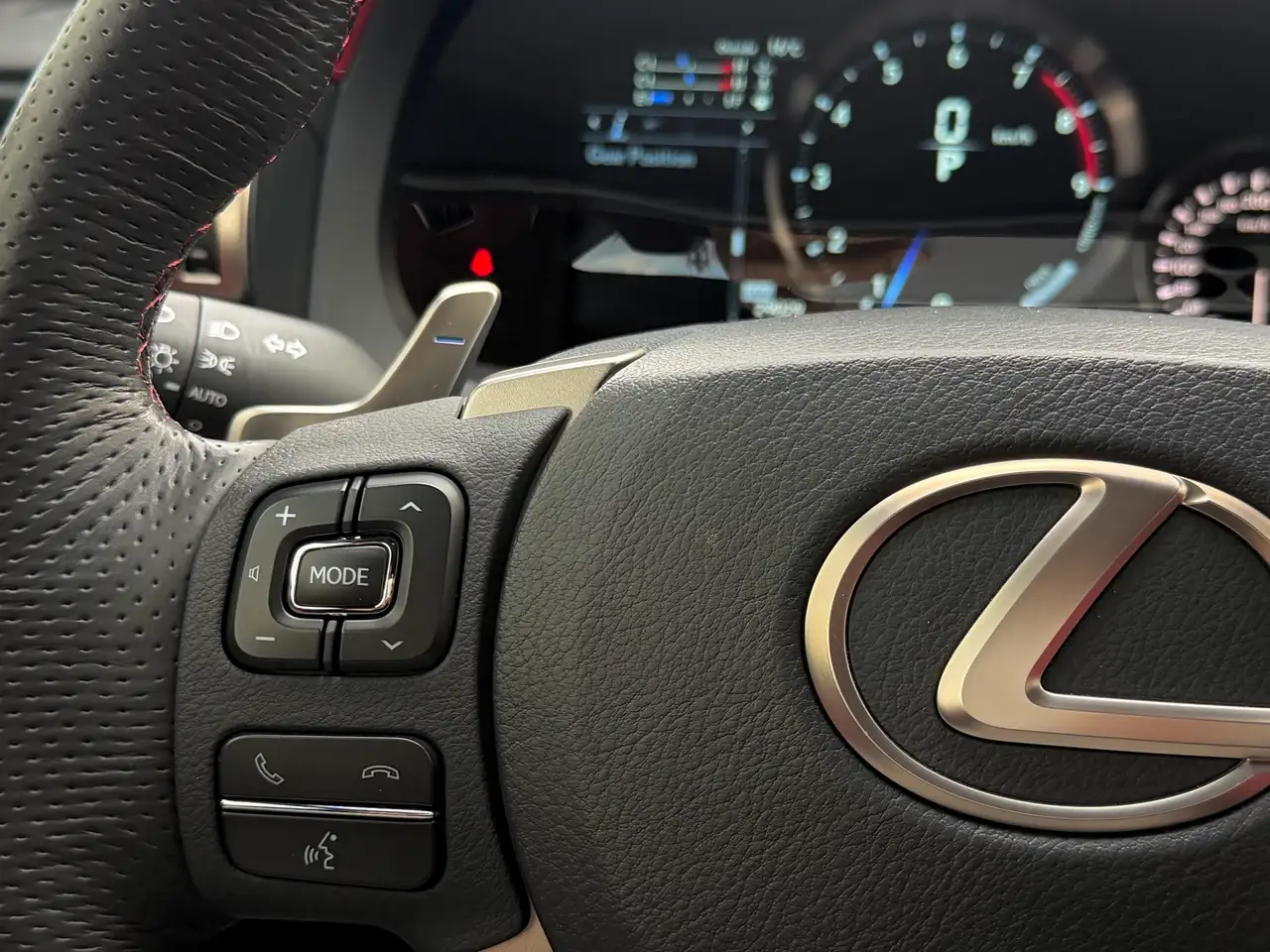Lexus RC F photo Lexus RC F