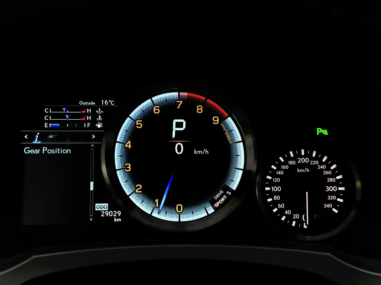 Lexus RC F photo Lexus RC F