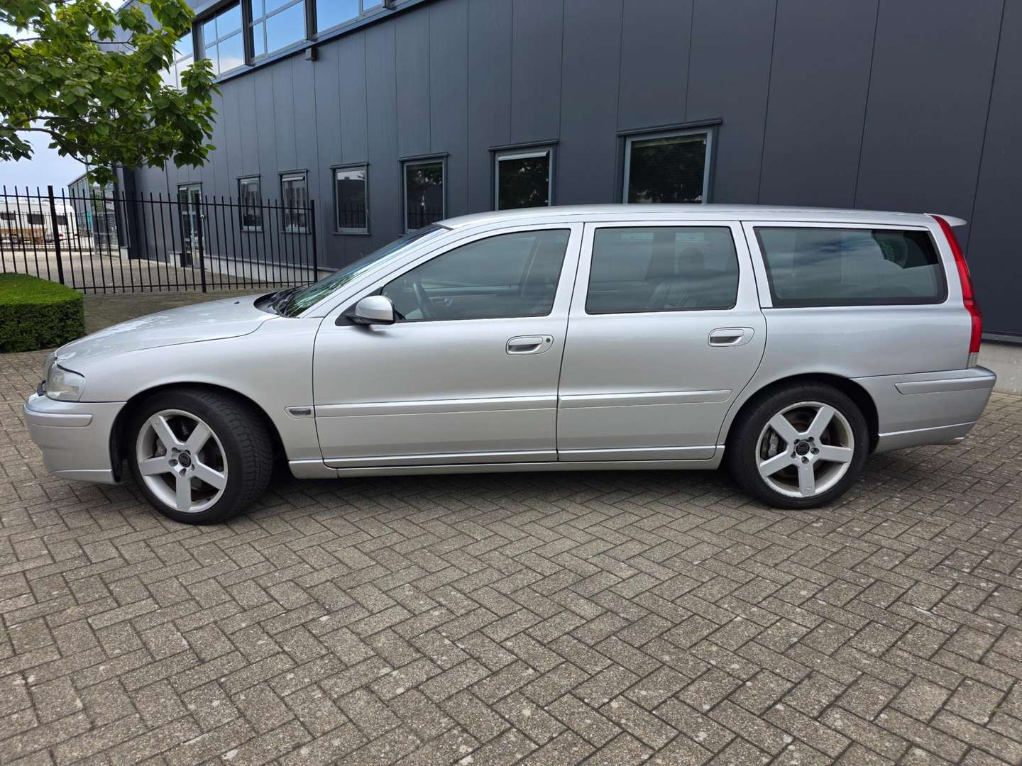 Volvo V70 afbeelding 3