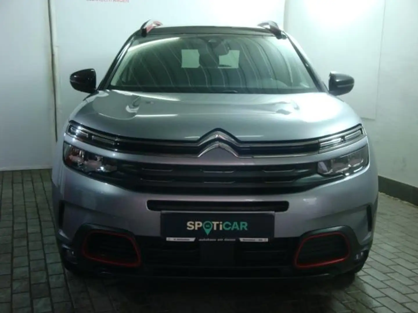Citroen C5 Aircross HYBRID 225 C-SERIES SHZ NAVI R-KAM Grau - 2
