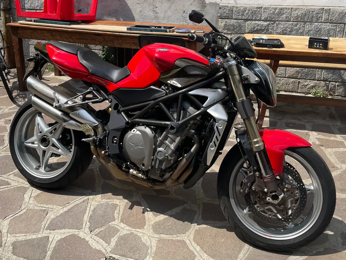 MV Agusta Brutale 910 Red - 2