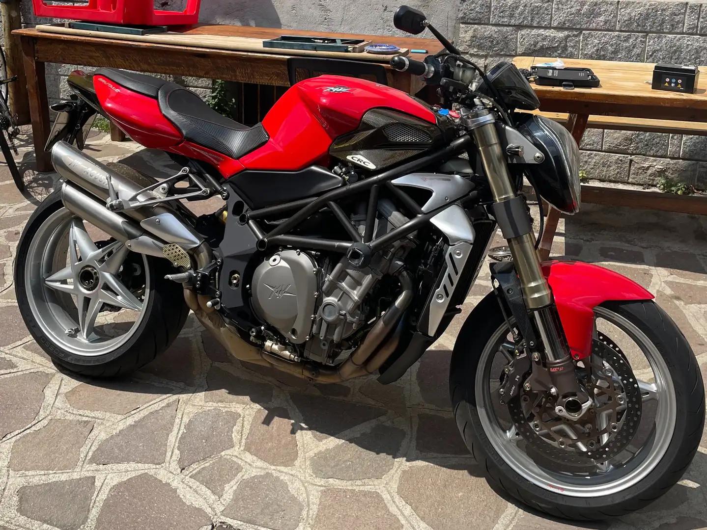 MV Agusta Brutale 910 Red - 1