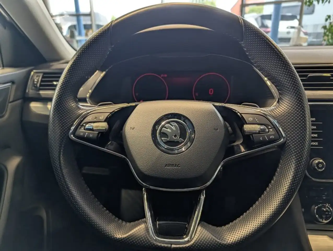 Skoda Superb Combi 1,5TSI DSG Navi/Kamera/el.Klappe/Kessy, миниатюра 11