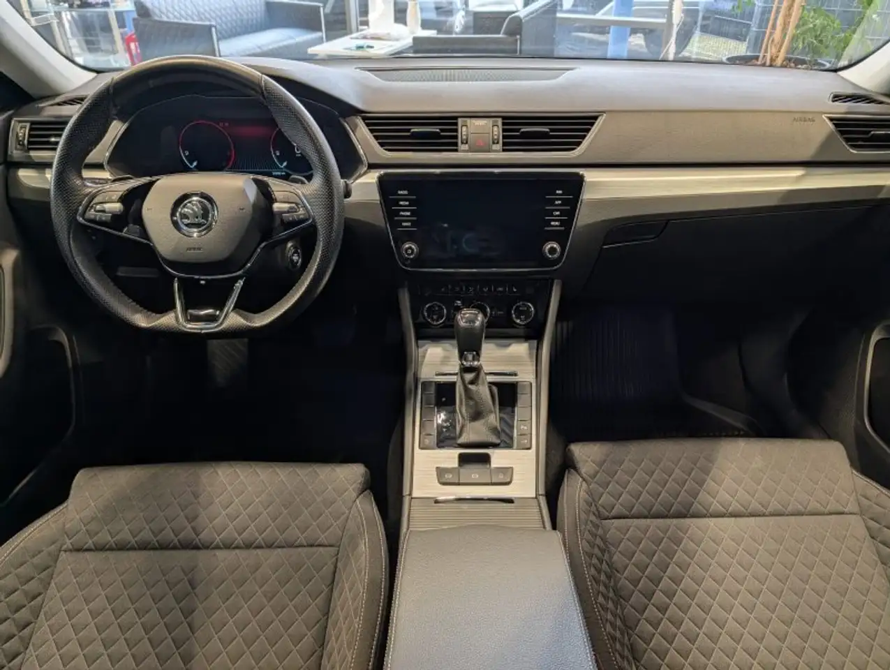 Skoda Superb Combi 1,5TSI DSG Navi/Kamera/el.Klappe/Kessy, миниатюра 10