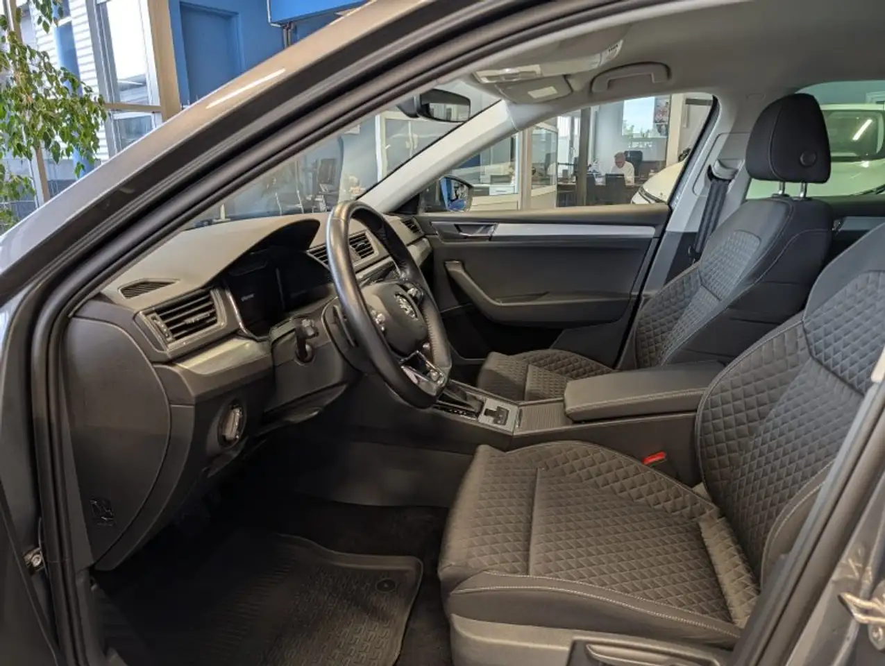 Skoda Superb Combi 1,5TSI DSG Navi/Kamera/el.Klappe/Kessy, миниатюра 22