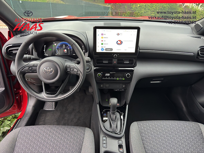 Toyota Yaris Cross 1,5 VVT-i Hybrid Active Drive Aut. — photo 12