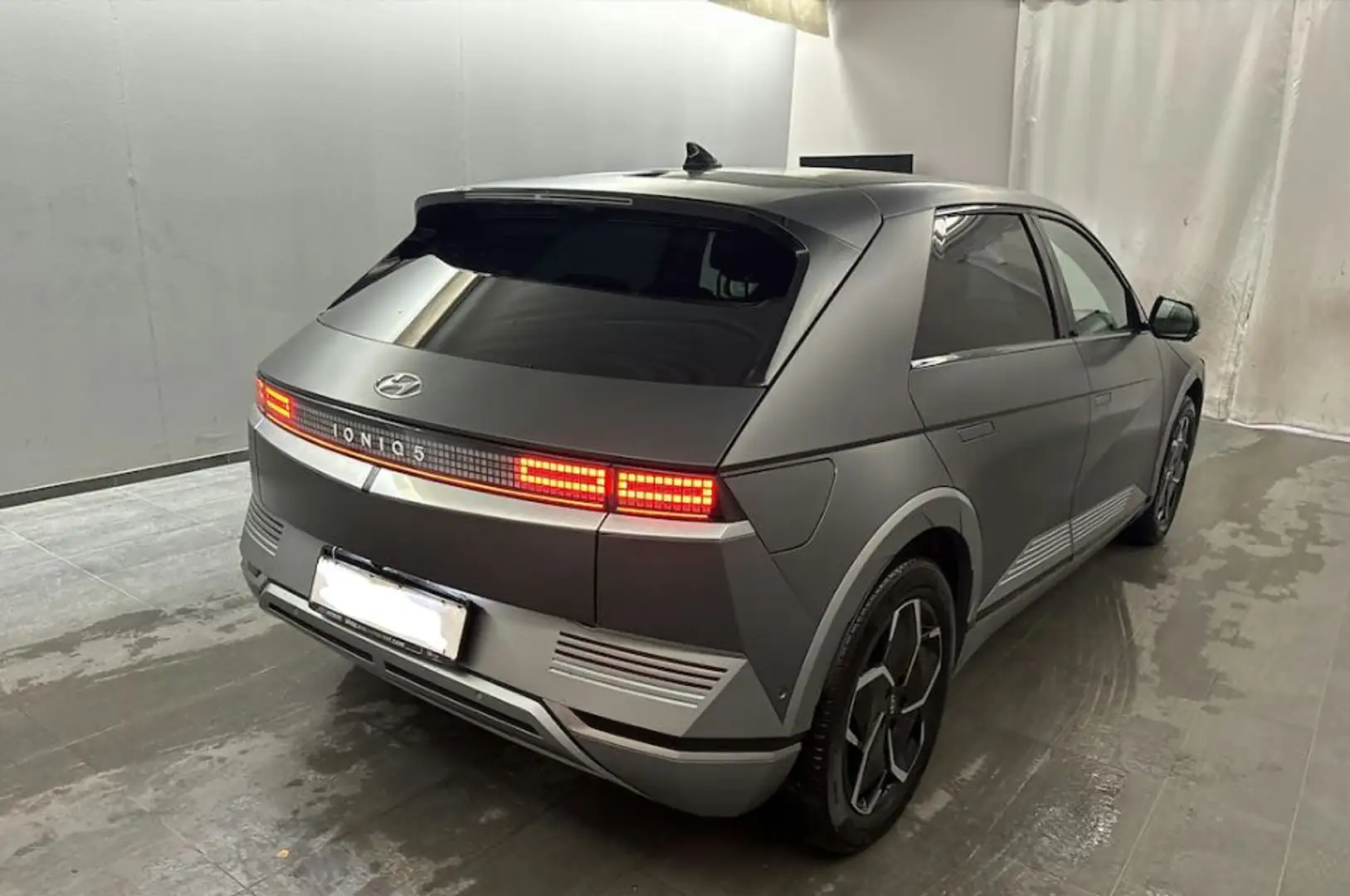 Hyundai IONIQ 5 Uniq 73kWh Long range | SOH 98 | Bose | Head up | Gris - 2
