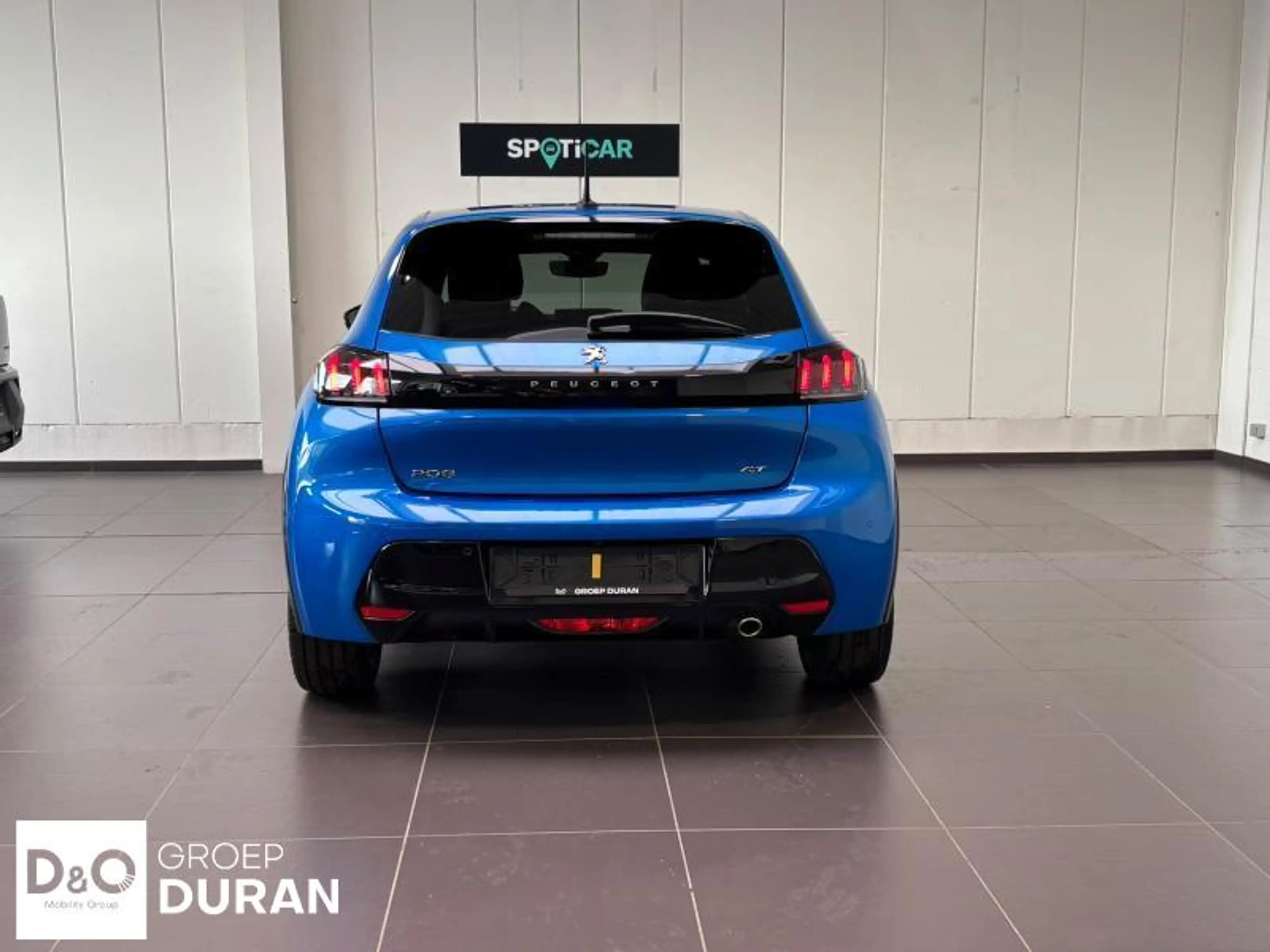 Peugeot 208 GT 1.2 Turbo EAT8 — photo 8