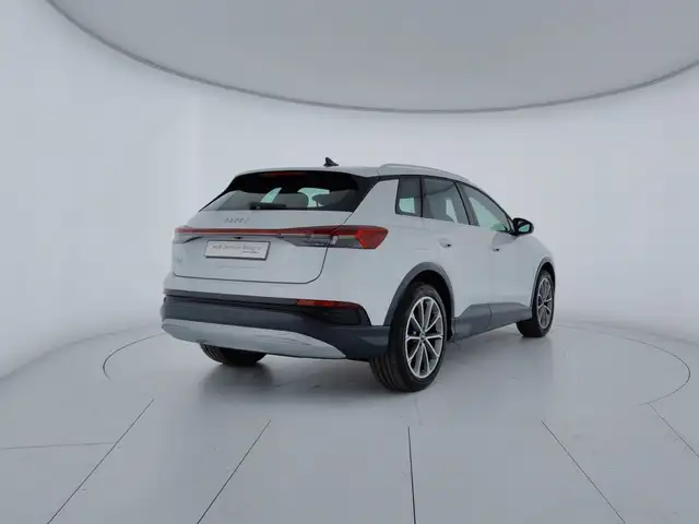 Audi Q4 E-Tron view 5