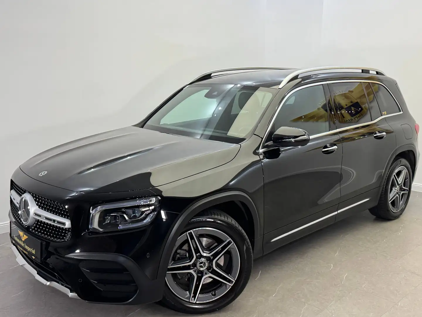 Mercedes-Benz GLB 200 GLB 200 4MATIC Aut. // AMG LINE // AHK // 1.BESITZ // Schwarz - 2