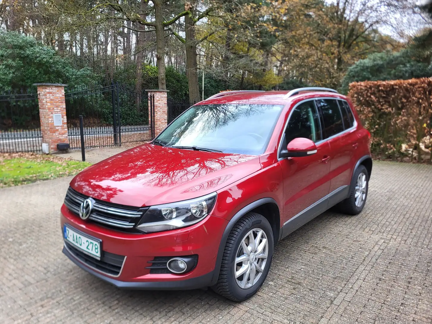 Volkswagen Tiguan 1.4 TSI BlueMotion Technology Exclusive - 2