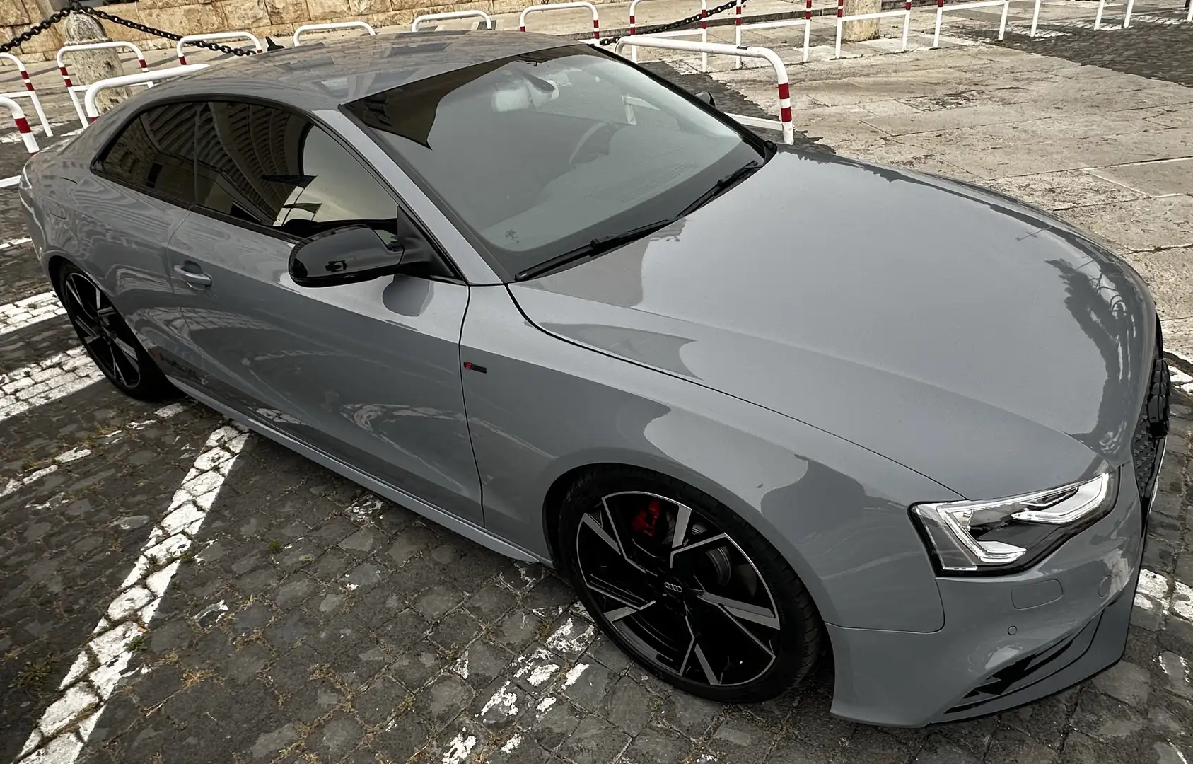 Audi A5 Coupe 2.0 tdi S-line 177cv - 2