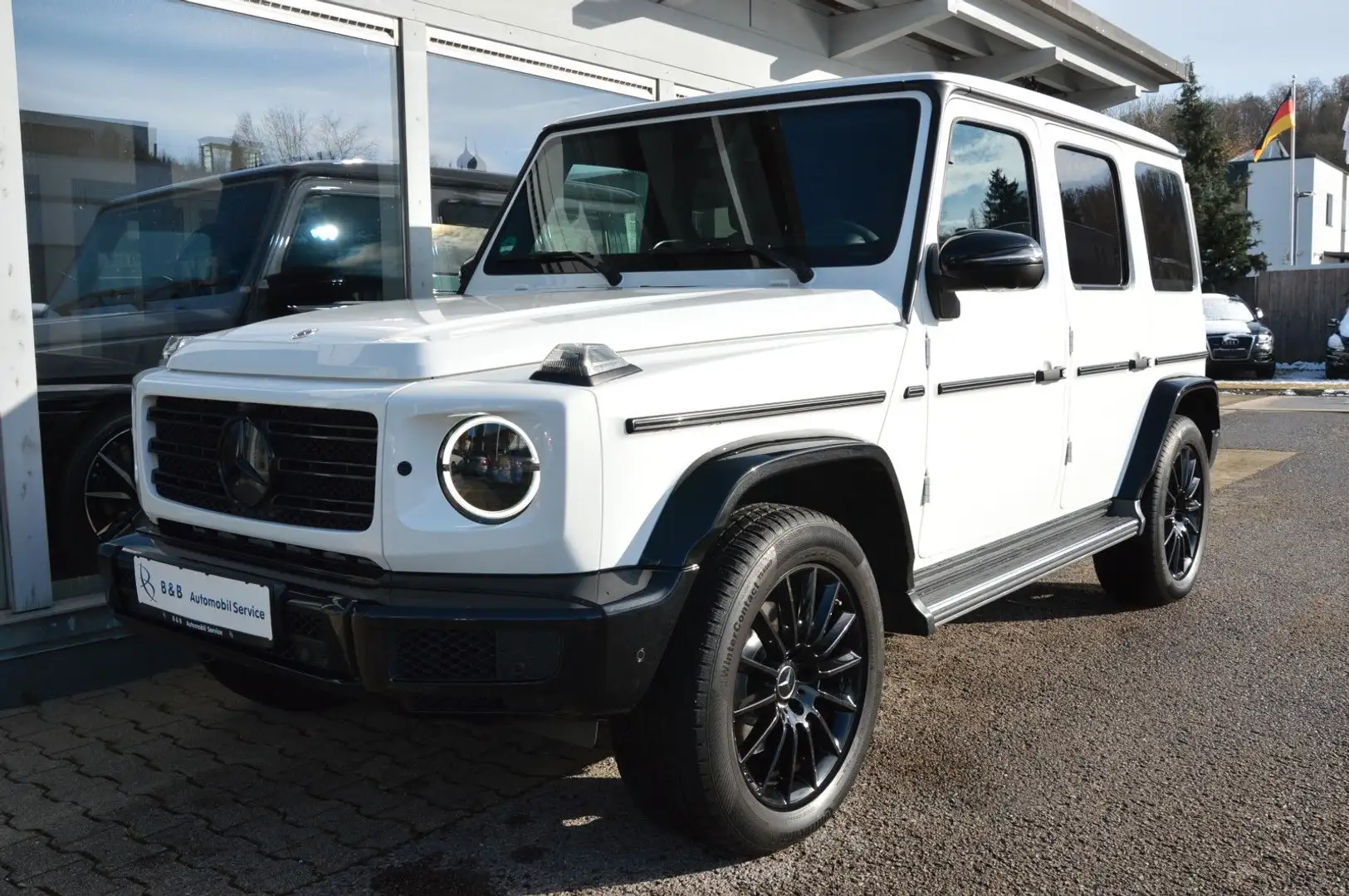 Mercedes-Benz G 400 d*AMG*SUPERIOR*STHZ*MULTIBEAM*SHD*DISTR*AHK Weiß - 1