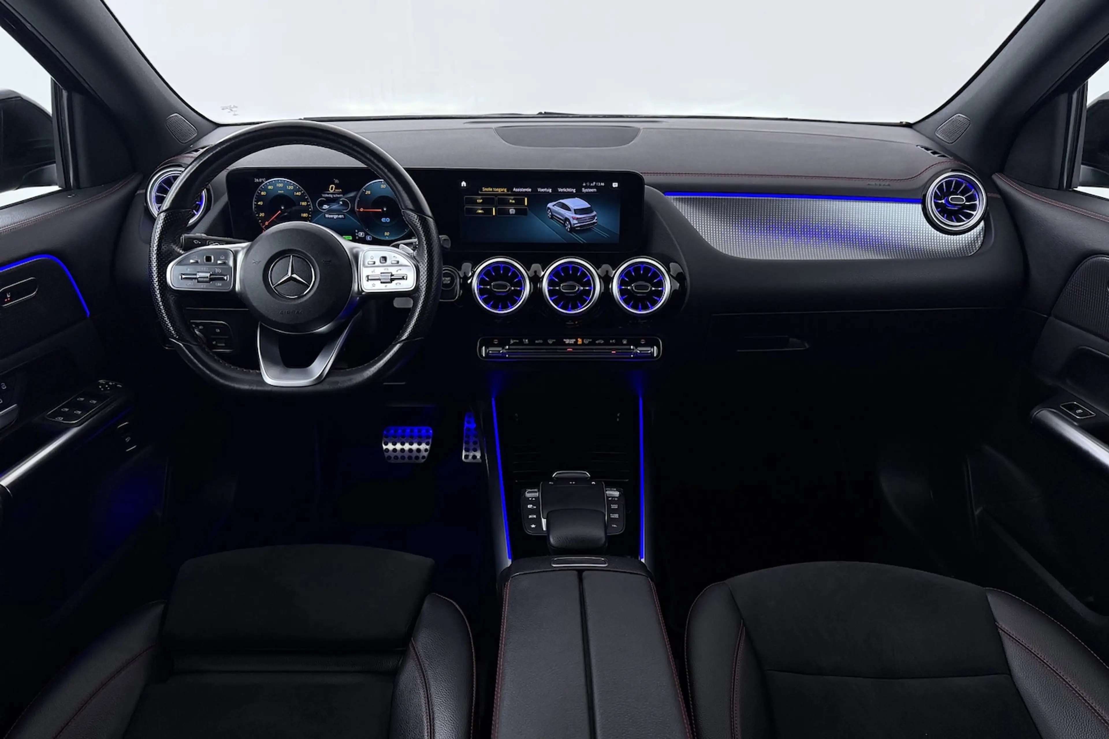 Mercedes-Benz EQA 250 Business Solution AMG 67 kWh SOH 97% (SFEERVERLICH — photo 3