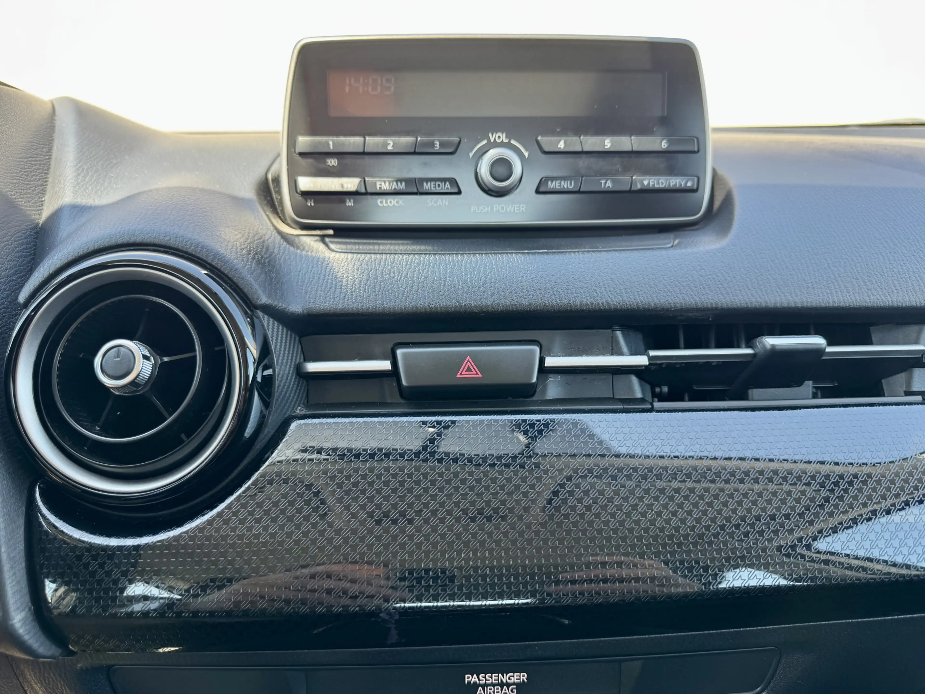 Mazda 2 1.5 Skyactiv-G S | Airco | — photo 28