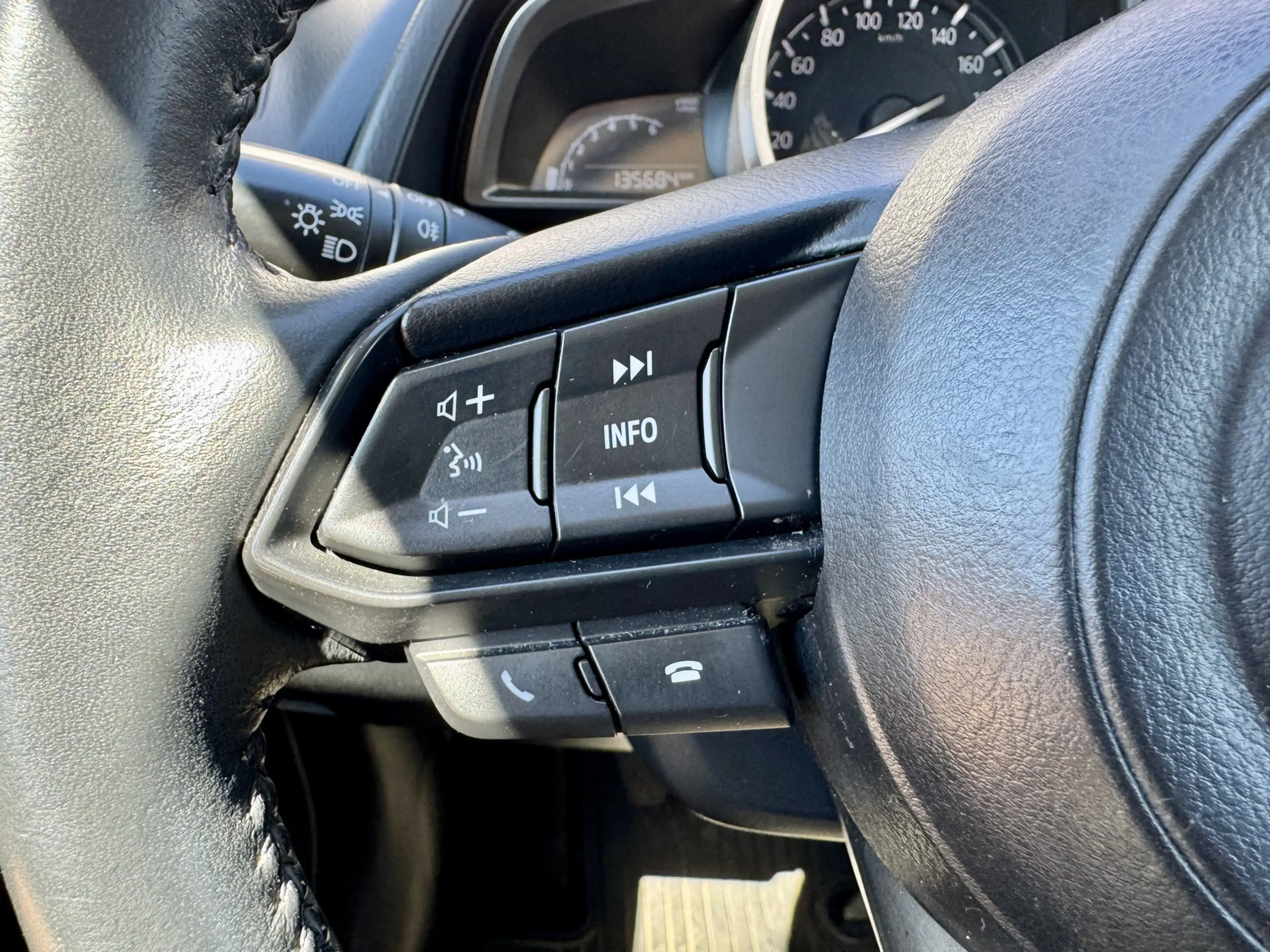 Mazda 2 1.5 Skyactiv-G S | Airco | — photo 25