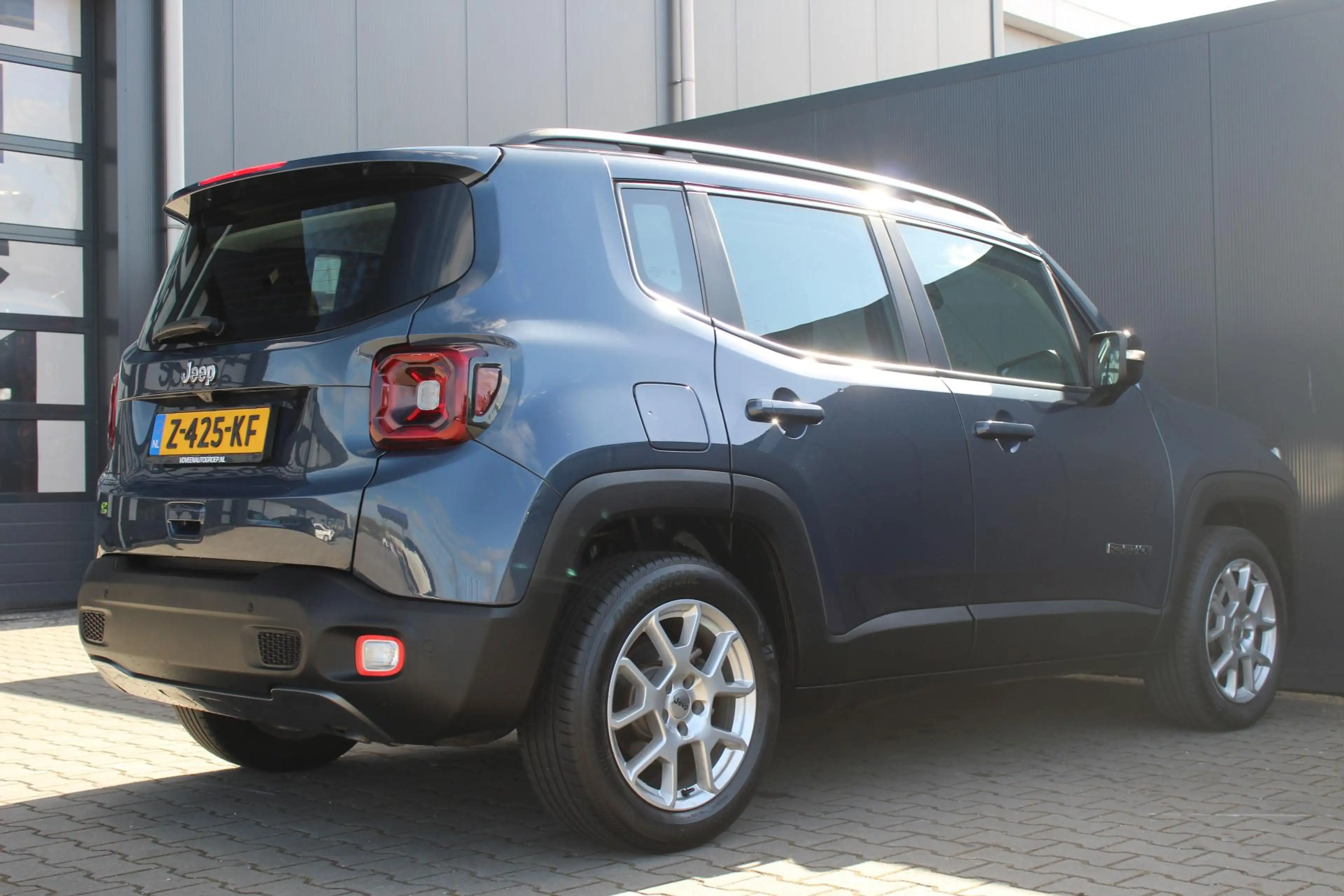Jeep Renegade 1.5T e-Hybrid Altitude | Incl. 12 maanden | Achter — photo 3