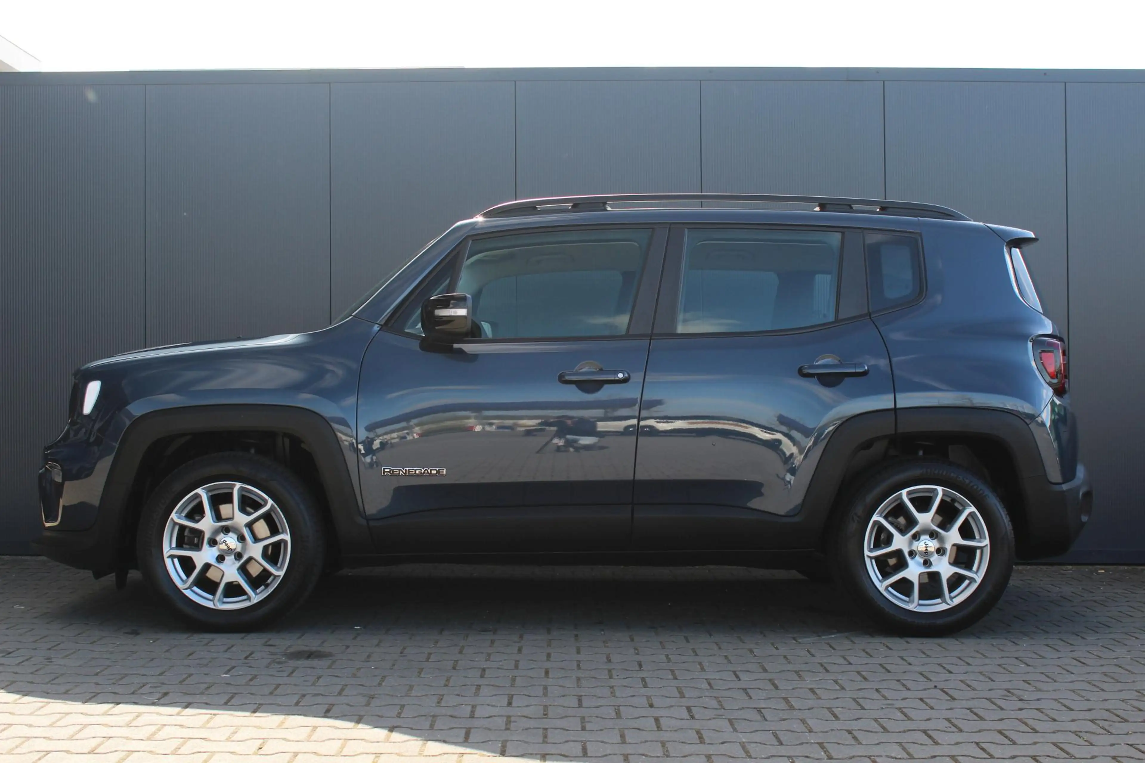 Jeep Renegade 1.5T e-Hybrid Altitude | Incl. 12 maanden | Achter — photo 13