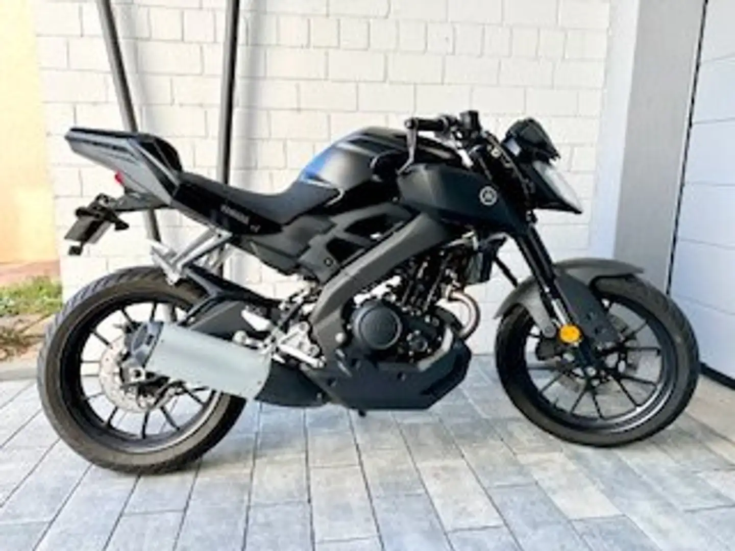 Yamaha MT-125 Negru - 1