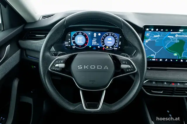 Skoda Octavia view 7