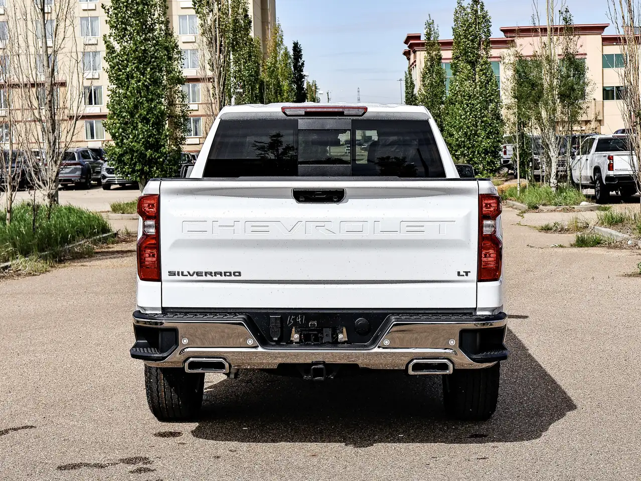Chevrolet Silverado 1500 снимка Chevrolet Silverado 1500
