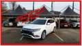 Mitsubishi Outlander 2.4 Plug-in Hybrid TOP 4WD Weiß - thumbnail 1