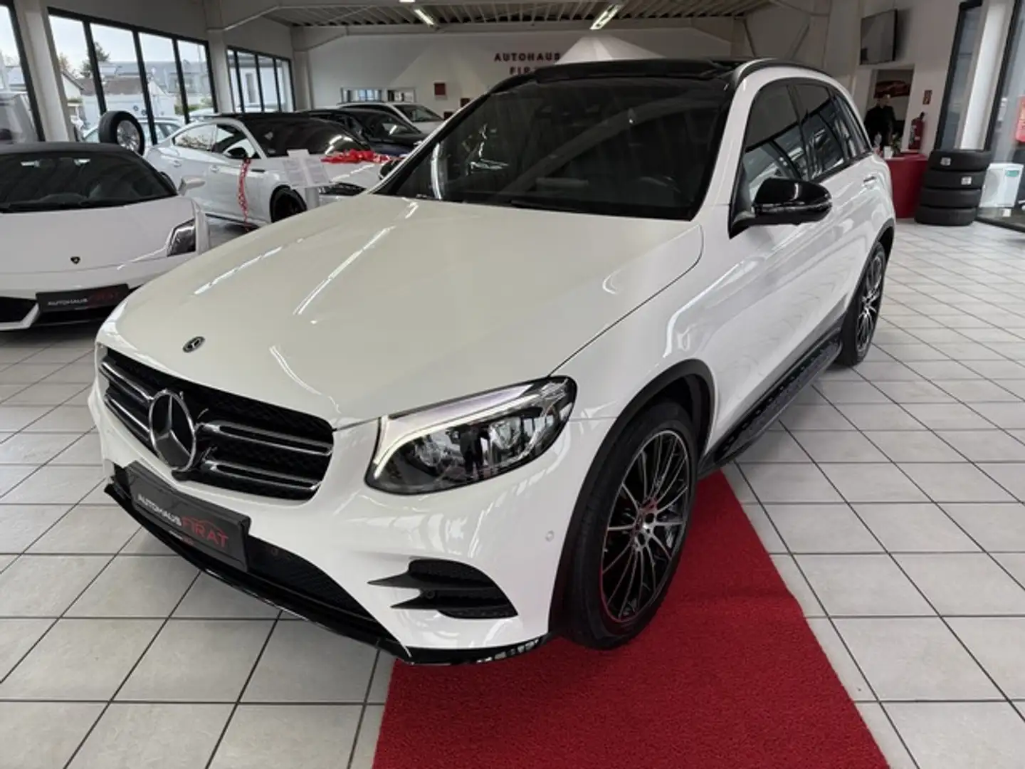 Mercedes-Benz GLC 350 d 4Matic AMG Line Panorama LED °360 Burmaster Weiß - 1