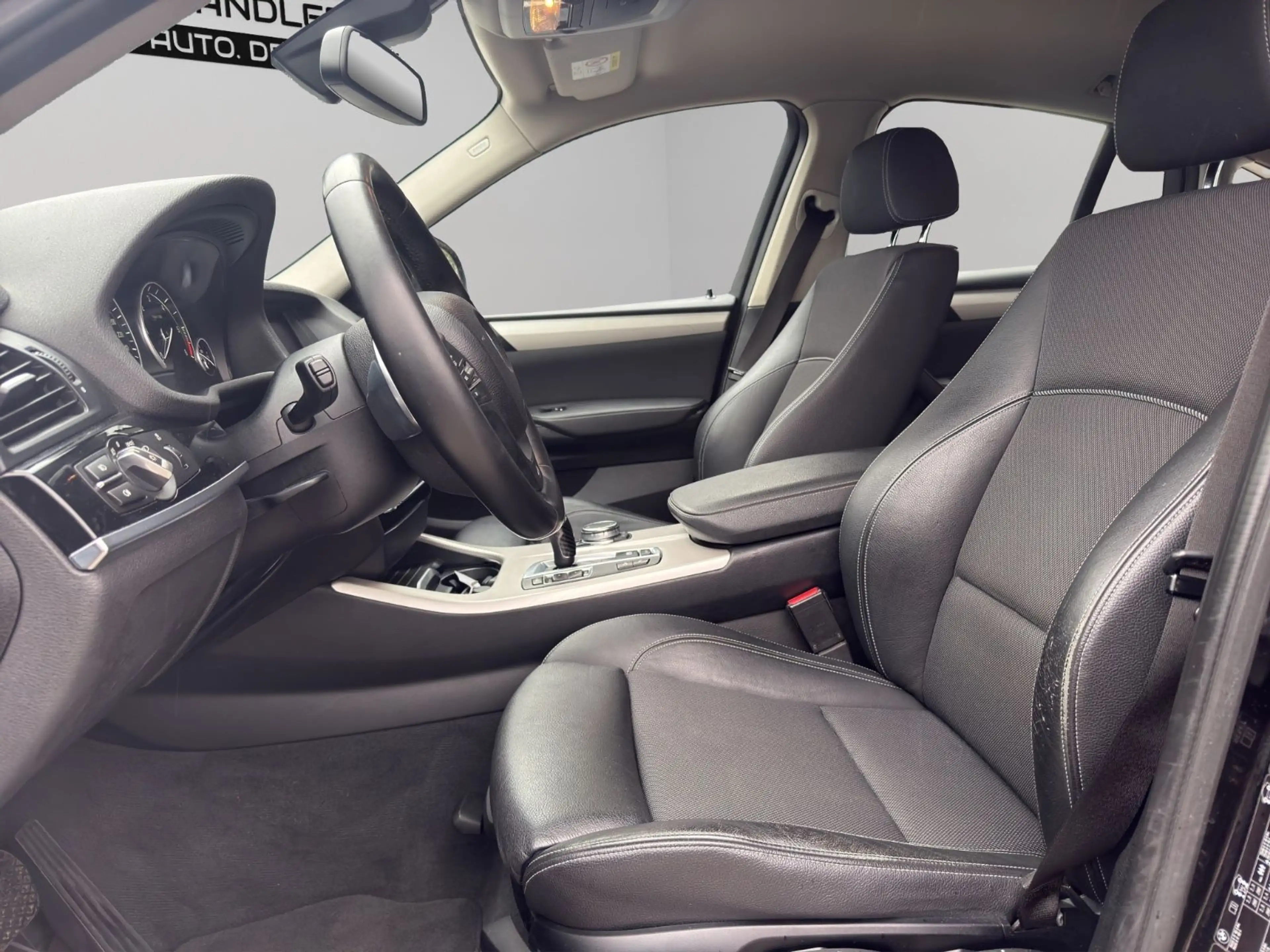 BMW X4 xDrive 20 d xLine Xenon M Lederlenk Navi Prof — photo 9