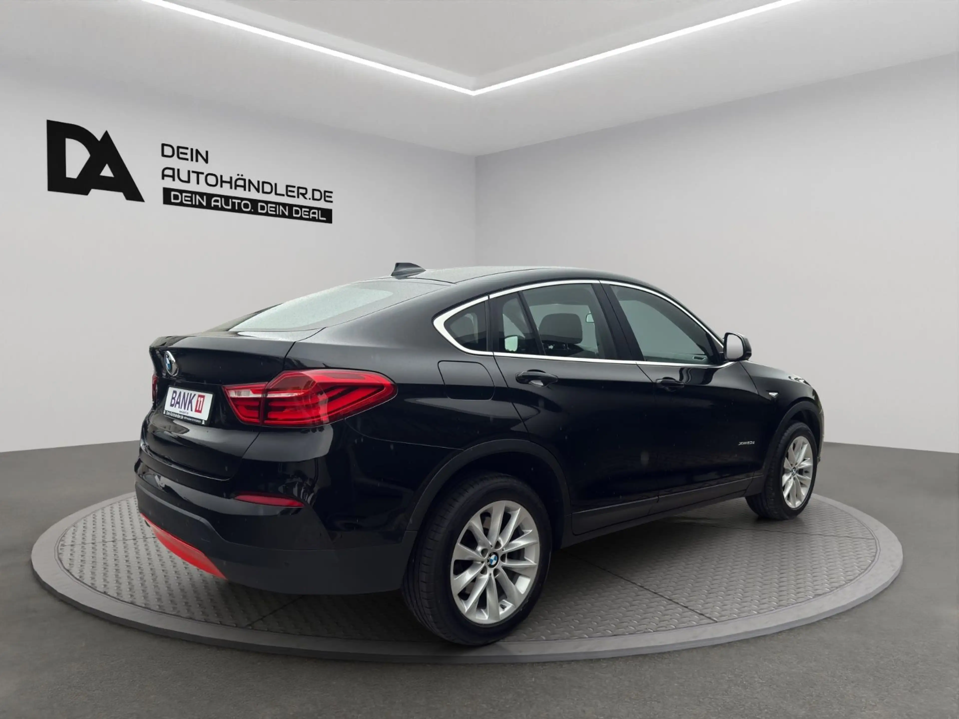 BMW X4 xDrive 20 d xLine Xenon M Lederlenk Navi Prof — photo 6