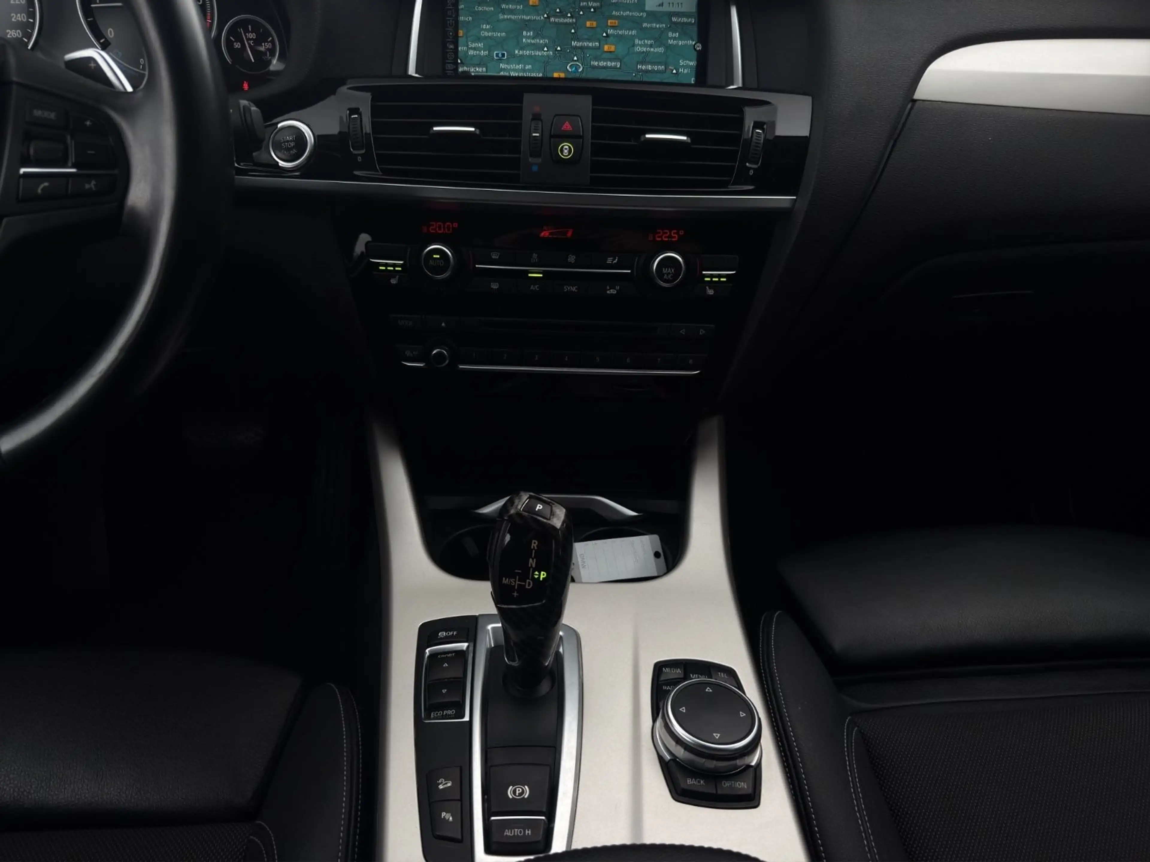 BMW X4 xDrive 20 d xLine Xenon M Lederlenk Navi Prof — photo 15