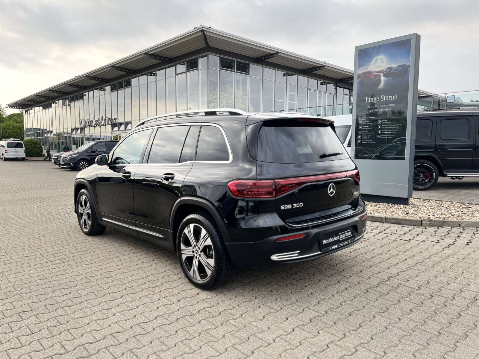 Mercedes-Benz EQB