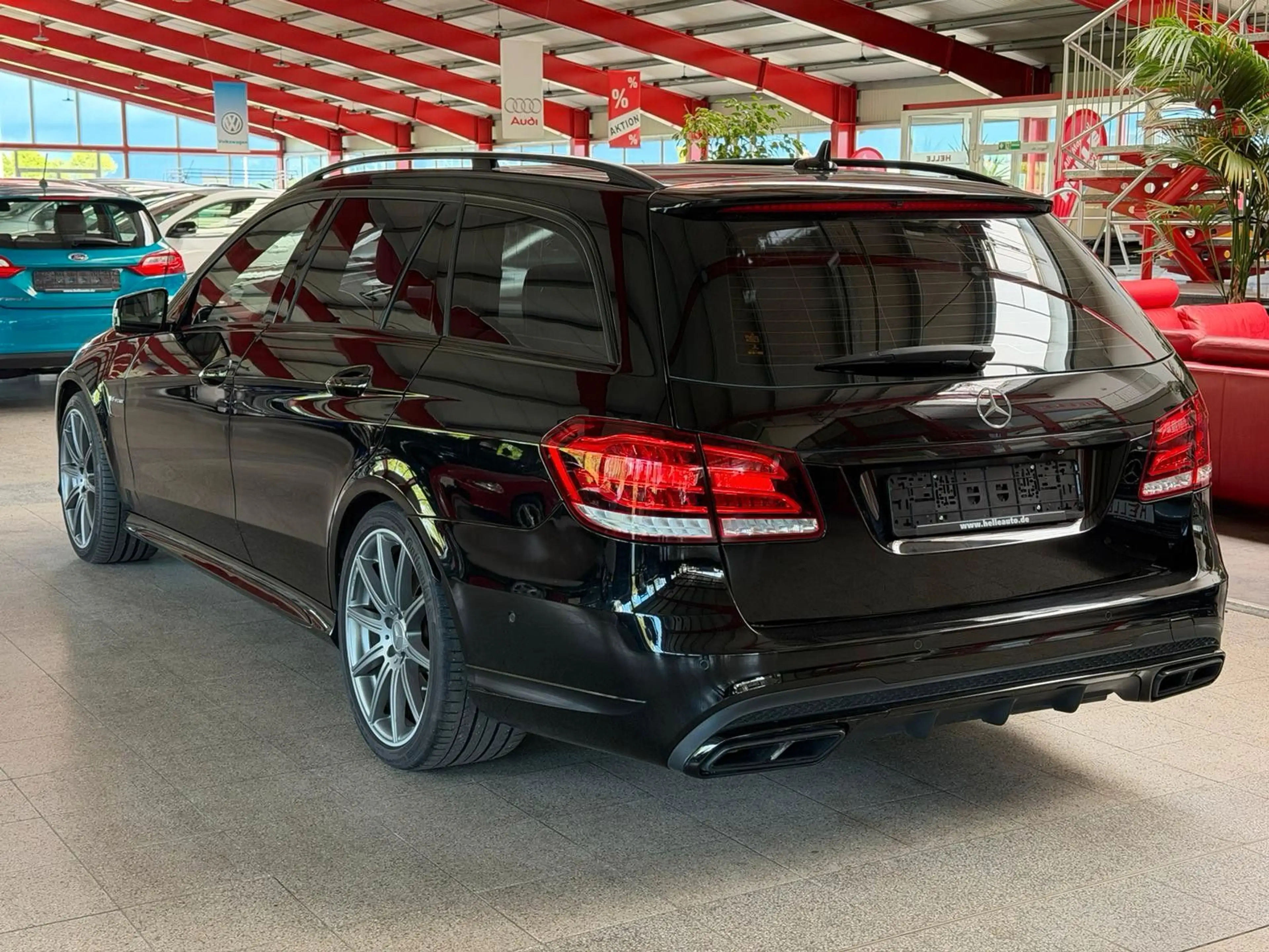 Mercedes-Benz E 63 AMG E 63 S AMG T-Modell 4Matic *LED+MEMORY+B&O+ACC* — photo 7