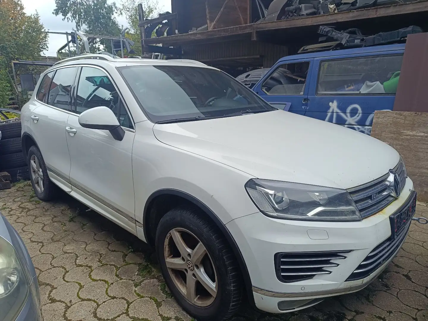 Volkswagen Touareg V6 3.0 TDI 4-Mot. R-Line EU 6 *401200 Weiß - 2