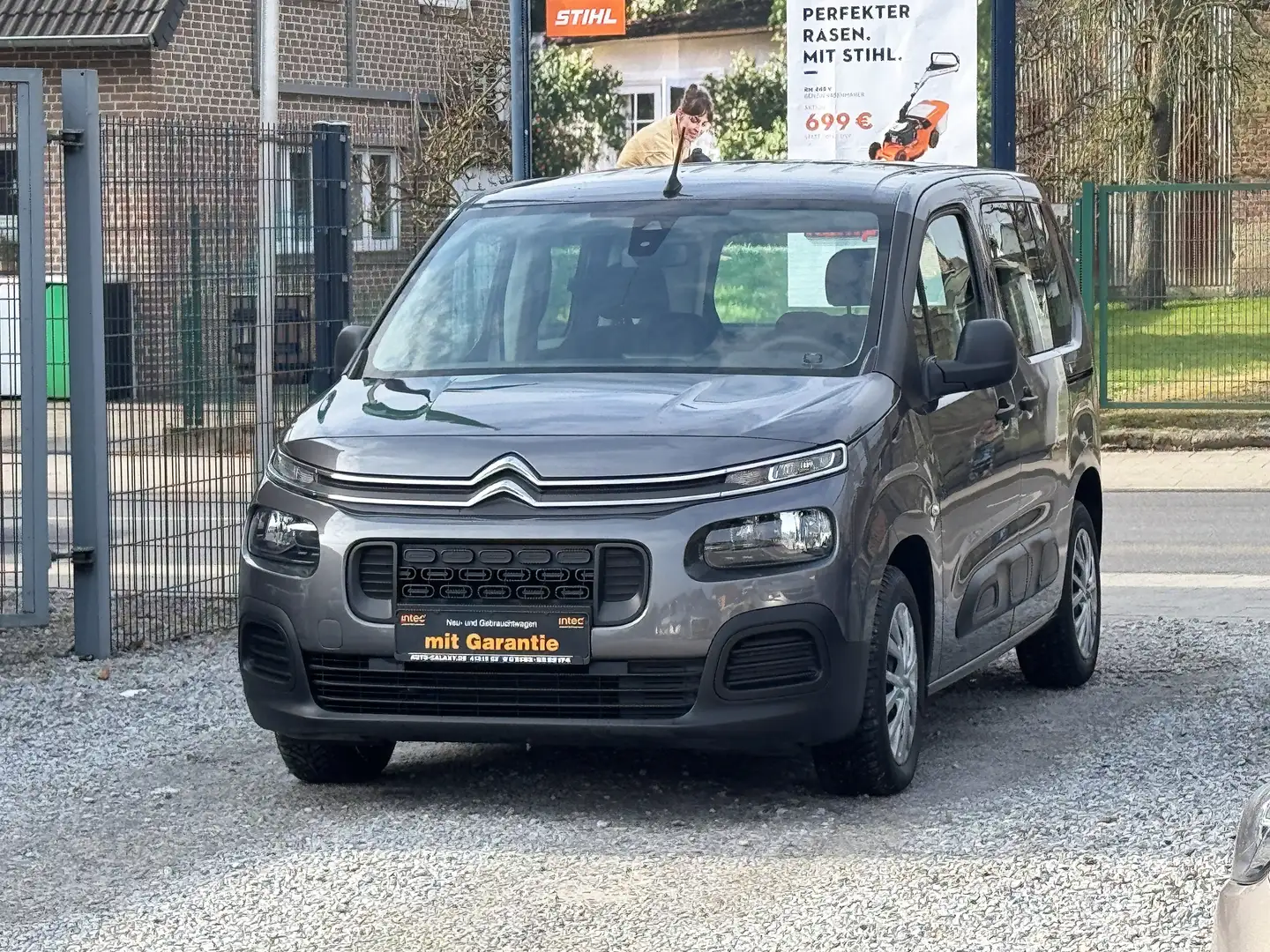 Citroen Berlingo 1.Hand*Zahnriemen + Kupplung Neu* Grau - 2